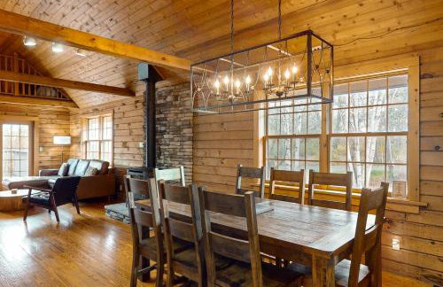 Modern Log Cabin with Vineyard Views - Foto 13