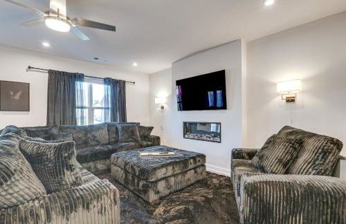 Work and Play Near Old Hickory Lake! Home with Patio - Photo 1