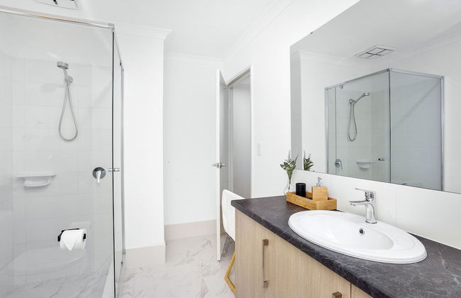 Perth Airport Hideaway - Photo 6