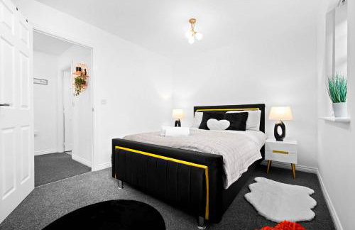 Harmony House 3 Bedroom New Build for Families, Contractors, Black Country Museum Sleeps 6 - Foto 4