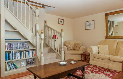 Sherway Coach House - Photo 9