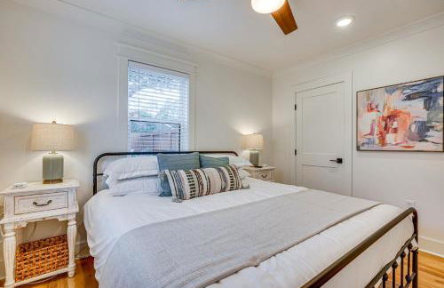 Dtwn Retreat with Game Room! Walk to Hampton Park - Foto 11