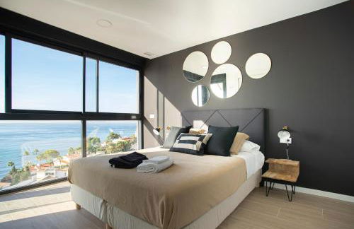 Modern sea front Sea Water - Photo 23