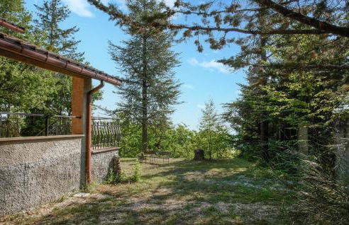 Awesome Home In Cerqueto Di Civitella - Foto 9