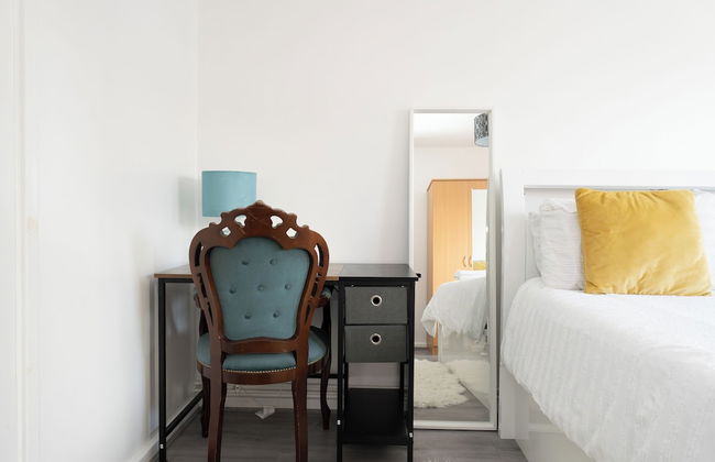 1bedlondonapt-freeparking-fastwifi-sofabed - Foto 2