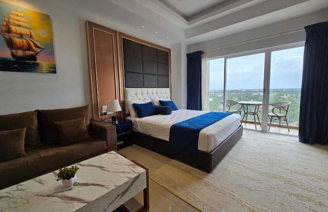 Ocean Breeze Condo - Photo 15