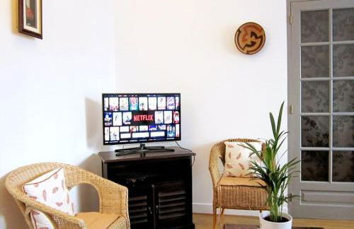 Chez Fiatope - Appartement Calme avec balcon & Parking, proche Tram T6 - Photo 7