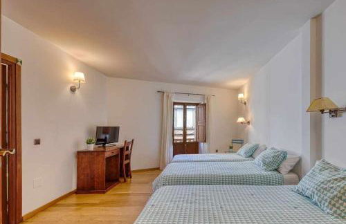 Casa Cuesta del Reloj - Photo 19