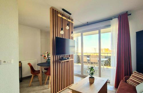 T2 lumineux avec terrasse vue Zénith - parking inclus - Foto 1