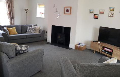 Olavat Cottage detached property with parking - Photo 7