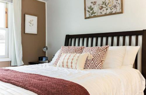 The Huddle & Hangout - 3 Bedroom House Close to ND - Foto 22