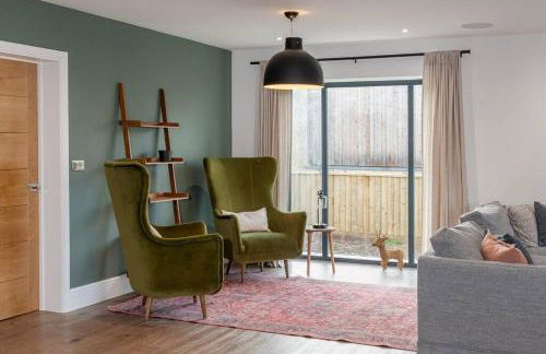 Brockview House - Eco 4 bed - Photo 3