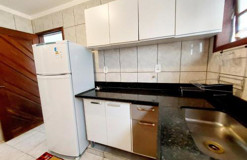 Casa Espaçosa 3 Quartos Sala Cozinha e Churrasqueira - Foto 31