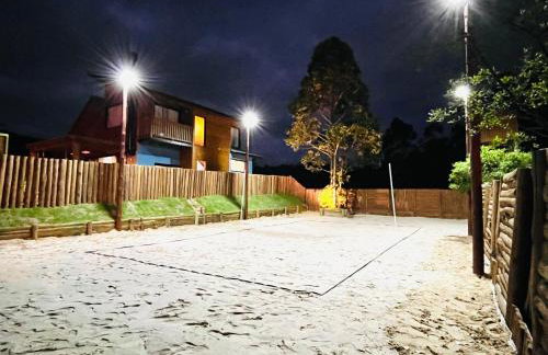 Casa com Banheira, Piscina e Quadra de Areia - Foto 26