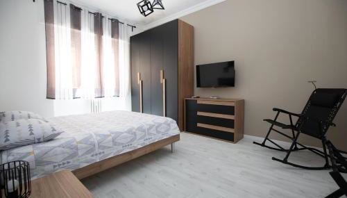 AMORES ROMA APARTMENT Family & Friends, 4min da Metro A & 15min per Centro - Foto 5, furniture, young children, wardrobe, heating, Other