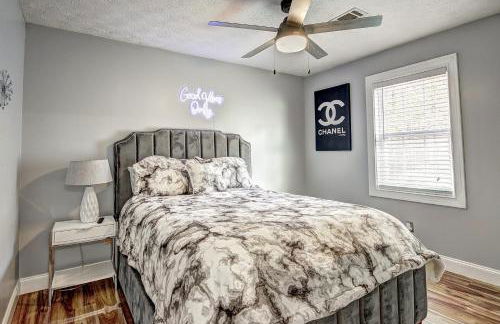 Hideaway Pool Retreat 18 miles from downtown Atlanta - Foto 29