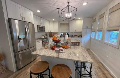 Modern Farmhouse Retreat North Fork Wine Country - Foto 34