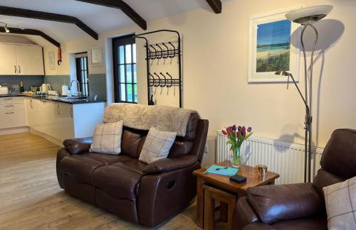 Maple & Beech Barns - Photo 35