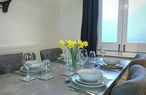 2 Bedroom City Centre Duplex Apt - Photo 13