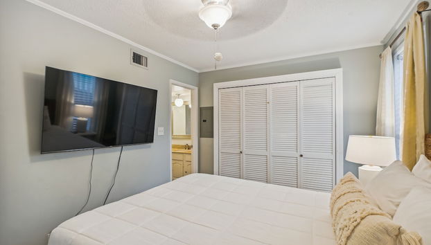 SPC 1034 is a Pet Friendly 1 BR with Free Beach Service for 2! by RedAwning - Foto 5, Habitación