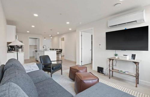 Roav Stays - J and K on Main Luxury Apartment 405 - Foto 10