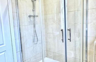 Kaly- Relaxing Garden, Central, Close Parking, near Portsmouth Harbour Train Station, Gunwharf Quays, Southsea - Foto 16