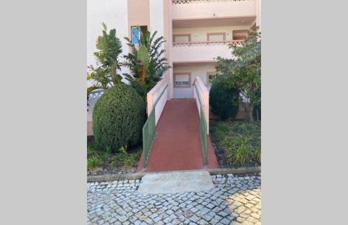 Lovely 2 bedroom apartment including pool, stunning ocean views & beach closeby - Foto 22