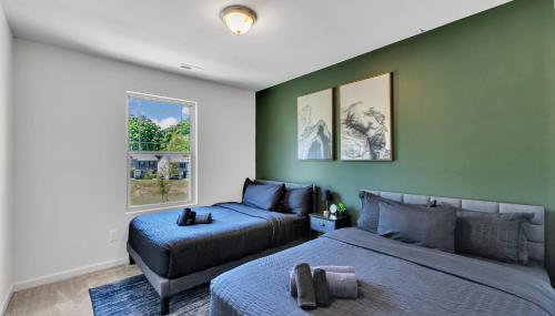 4BR Townhouse King Bed 2-Story Near NC State - Foto 5