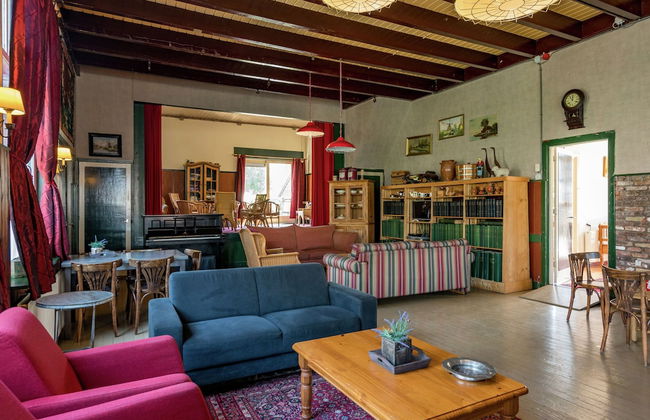 Quaint Holiday Home in Friesland by the Lake - Foto 3