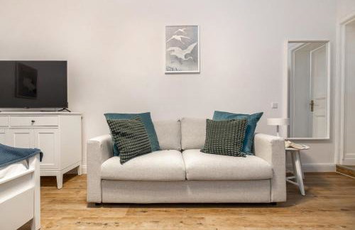 Stylish heritage-style studio in Sprengelkiez - Photo 1