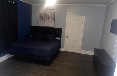 Charming King bed & Queen Sofa bed & TV Wifi - Foto 24