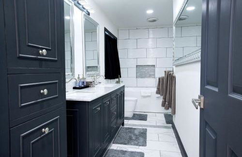 The Black and White House - Foto 5