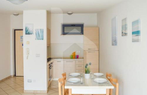 Homiday - Green Bay Village - Photo 51