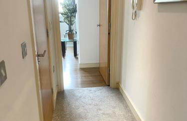 Blue Sky Apartments@ Abbots Yard, Guildford - Foto 32