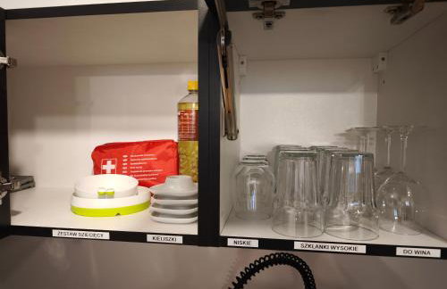 W Centrum Luksusowy Apartament, Duży Parking, Zameldowanie 24h, FV, Ekspres, XBOX, Klimatyzacja, Dwie Sypialnie, Kuchnia i Salon, Samo centrum miasta, - Foto 15