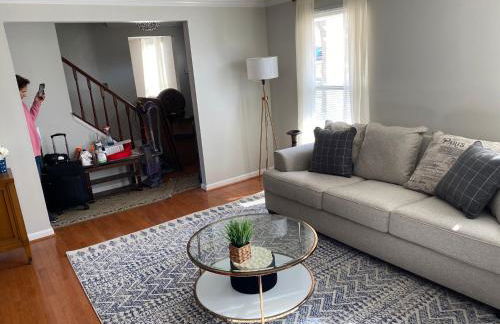 Upgraded, beautiful 4 BD Colonial in Silver Spring - Foto 9