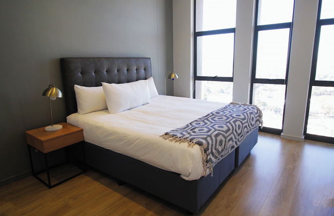 Sandton Smart Apartment Sixteen - Photo 7