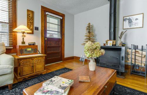 Pet-Friendly Topton Home with Patio, Deck and Views! - Foto 5