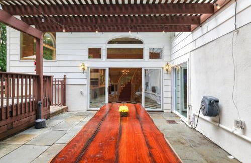 Luxury Villa with Year Round Heated Pool, Sauna, Spa & Fire Pit - Newly Redone - Foto 15