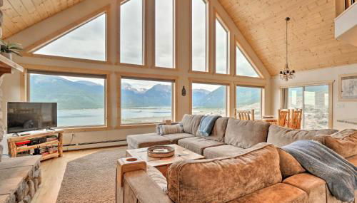Breathtaking Views Twin Lakes Retreat with Deck - Foto 2