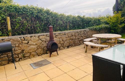 Ty'n Rardd Farmhouse Mountain Views, Secure Garden - Photo 29