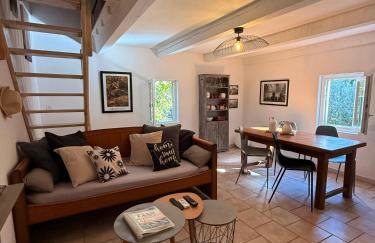 Logement rénové avec jardin privé et clôturé - Foto 9