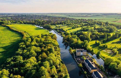 Meadow View Apt 2BR & 2 Bath Parking Near St Neots - Foto 3