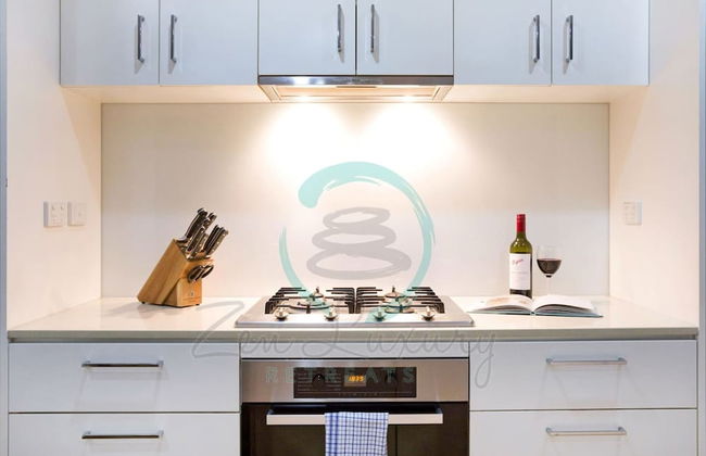 ZEN Towers Penthouse- Ocean View Family Retreat - Photo 14