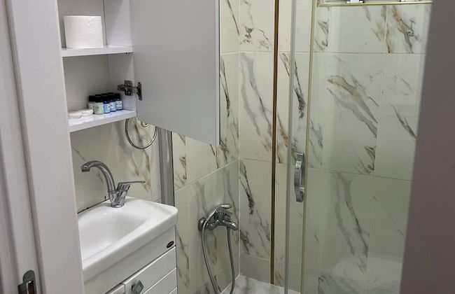 King İstanbul Hotel - Photo 8