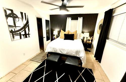 Pristine Full Sized Montrose Apartment Half Block to Menil Museum - Foto 13