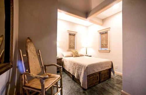 Breathtaking Cottage Rental on Castle Grounds Overlooking Lake George - Foto 14