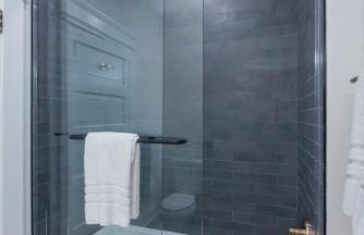 The Capone House-Historic Bayfront Home w/hot tub - Foto 29