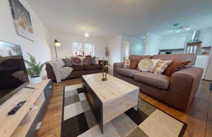 SRK Serviced Accommodation, 2 Bedroom Private Apartment, Business, Leisure, Contractors - Foto 2