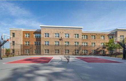 High Cotton - 3BR 3BA Condo Near UA with Pool & Gym - Foto 45